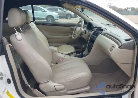 2001 Toyota Camry Solara Sle V6 z USA, uszkodzony, nr VIN 2T1FF28P81C448273